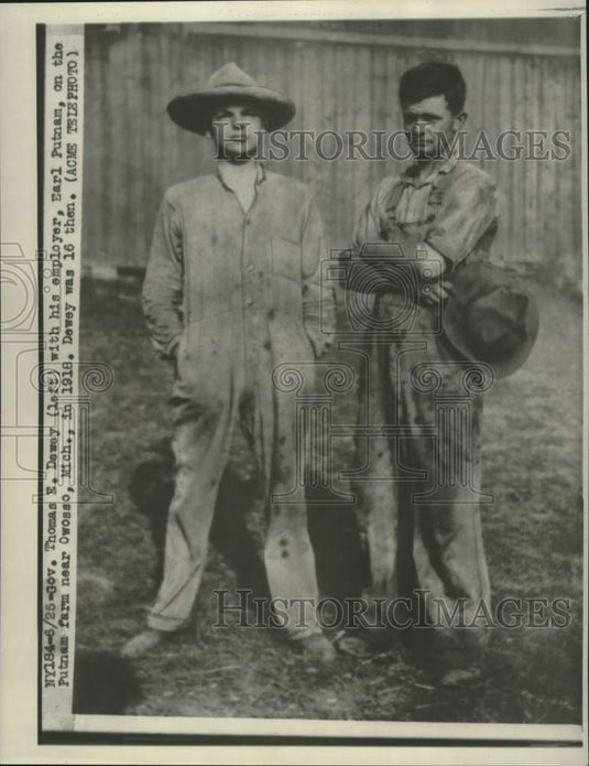 1948, Governor Thomas Dewey and Earl Putnam in Owosso, Michigan - Historic Images