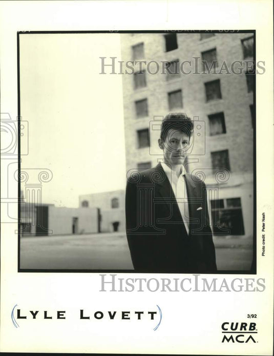 1995 Press Photo Lyle Lovett singer and Julia Roberts man. - mjc40748 - Historic Images