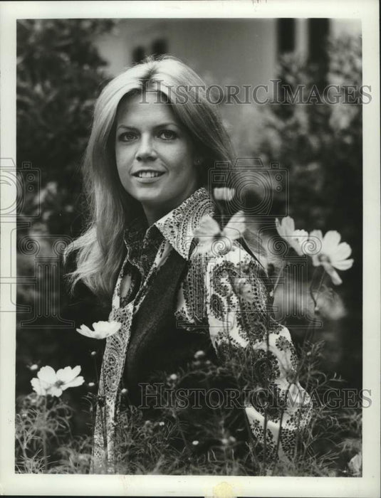 1976 Press Photo Meredith Baxter Birney stars in "Family," ABC.BC-TV. - Historic Images
