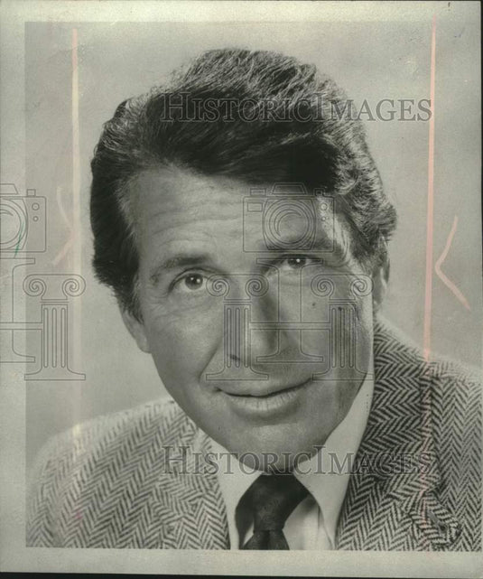 1973 Press Photo Actor Efrem Zimbalist Jr, star of "The FBI" - Historic Images