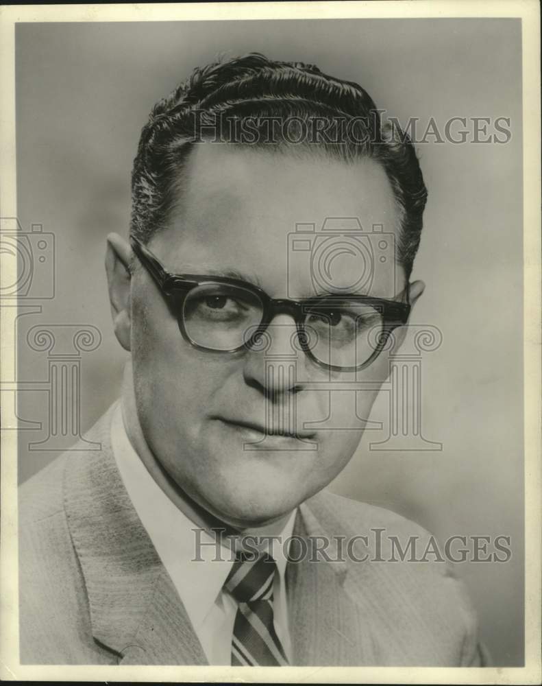 1961 Press Photo Carl Zimmerman, WITI (Channel 6) News Director. - Historic Images