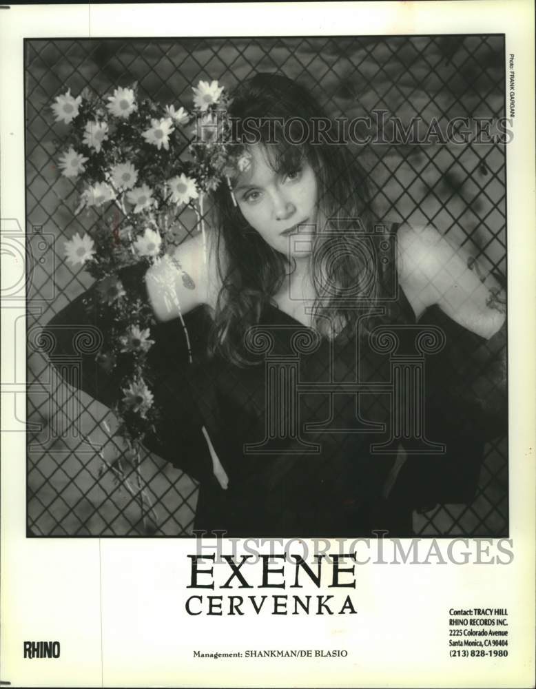 1989 Press Photo Exene Cervenka an extreme rock singer on Rhino Records. - Historic Images