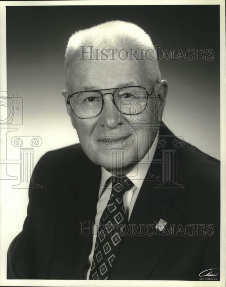 1994 Press Photo Portrait of Eugene Lehrmann, President of AARP - mjc41018 - Historic Images