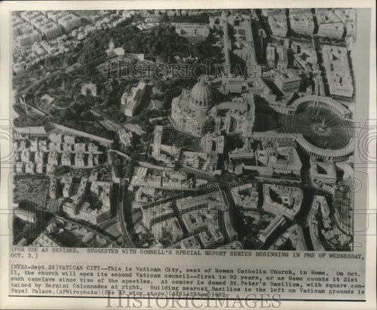 1962, Aerial view of Vatican City, Roman Catholic church, Rome, Italy - Historic Images