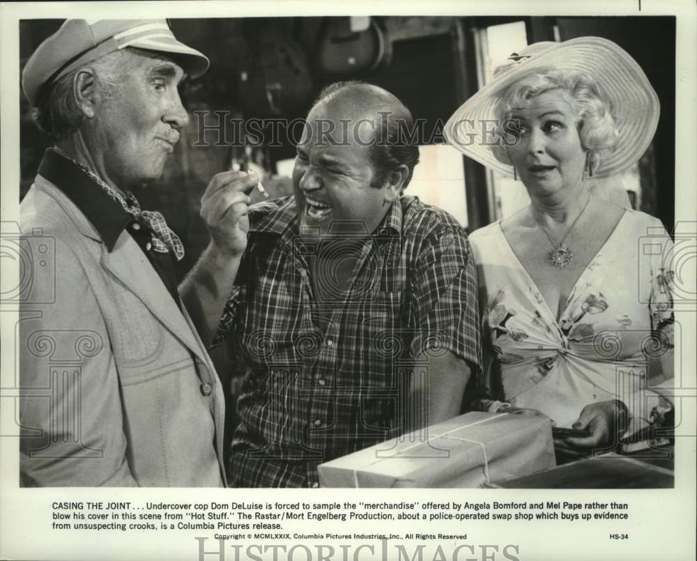 1979 Press Photo Dom DeLuise, laughs with pot, with Angela Bomford and Mel Pape.- Historic Images