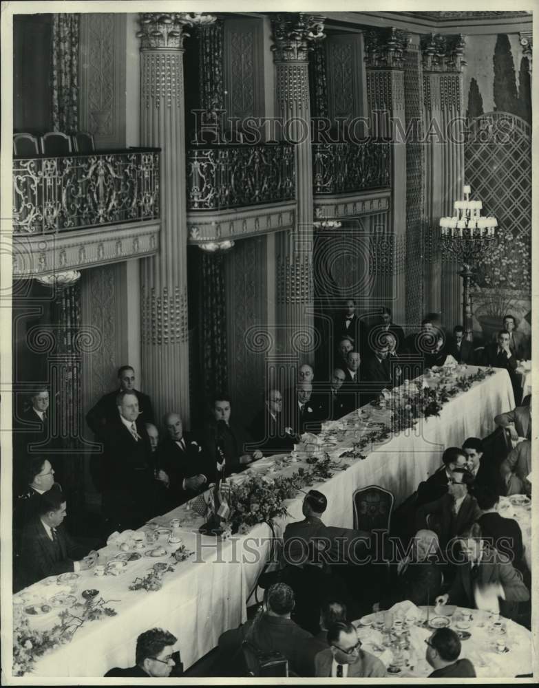 1930, William Randolph Hearst Honored at Luncheon in San Francisco - Historic Images
