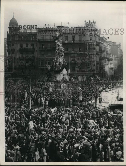 1952 Crowds in Fiesta Square of Valencia, Spain, Enjoy "Fallas"-Historic Images