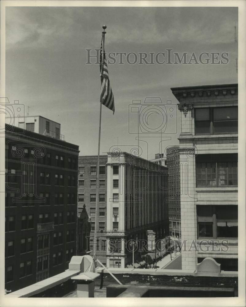 1958 Press Photo American flag on Milwaukee Sentinel Building Exterior- Historic Images