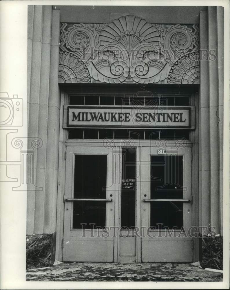 1963, Milwaukee Sentinel Building Exterior - mje00098 - Historic Images