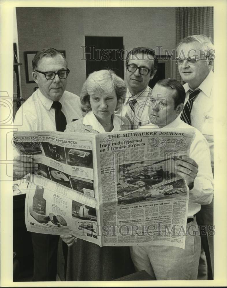 1980 Press Photo Milwaukee Journal Publications Staff - mje00203 - Historic Images