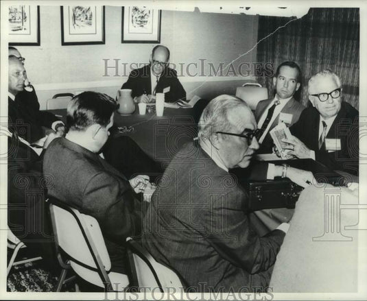 1972, Arville Schaleben, Journal Executive - mje00326 - Historic Images