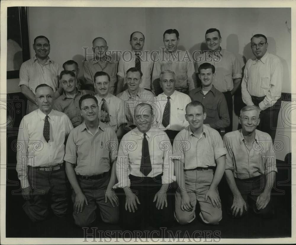 Press Photo Milwaukee Journal Camera/Platemaking Department Employees - Historic Images