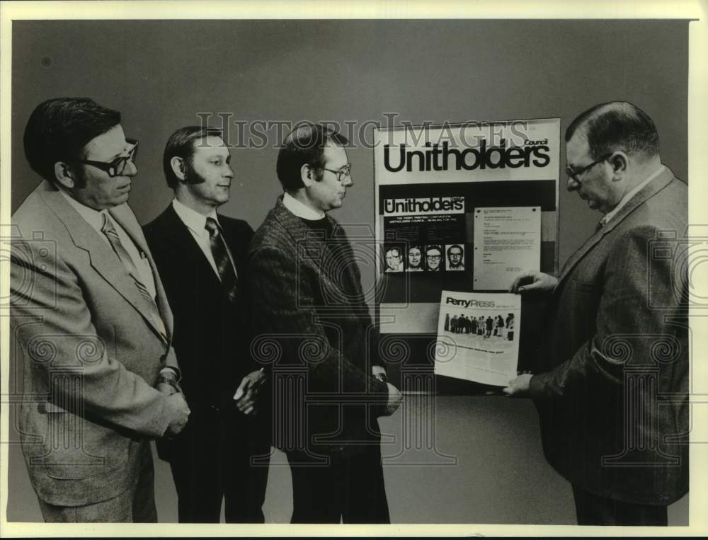 1982 Press Photo Milwaukee Journal Unitholders Council - mje00400 - Historic Images