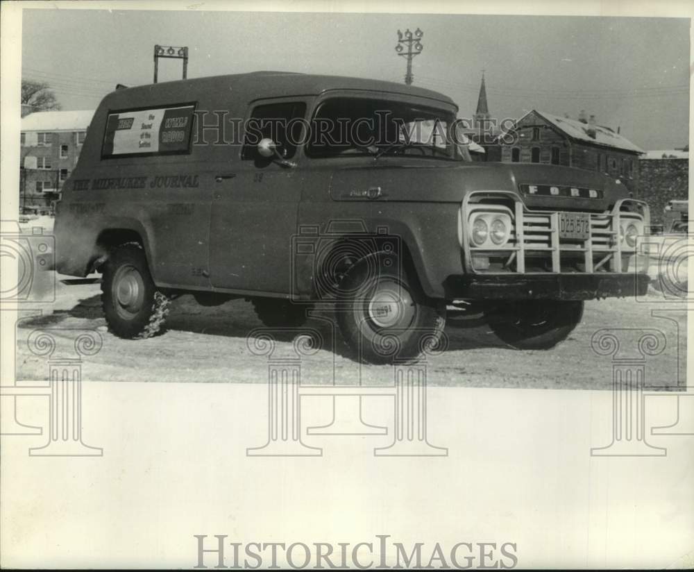 1960, Milwaukee Journal Newspaper Delivery Truck - mje00402 - Historic Images