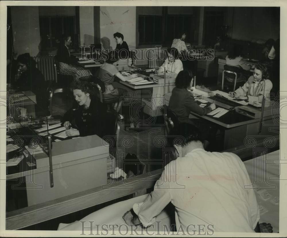 1948, The Milwaukee Journal Employees gather Milwaukee County Returns - Historic Images