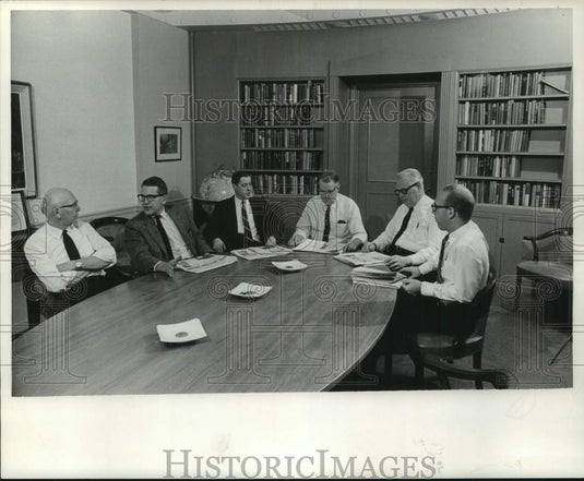 1966, Employees in The Milwaukee Journal Executive Suite - mje00605 - Historic Images