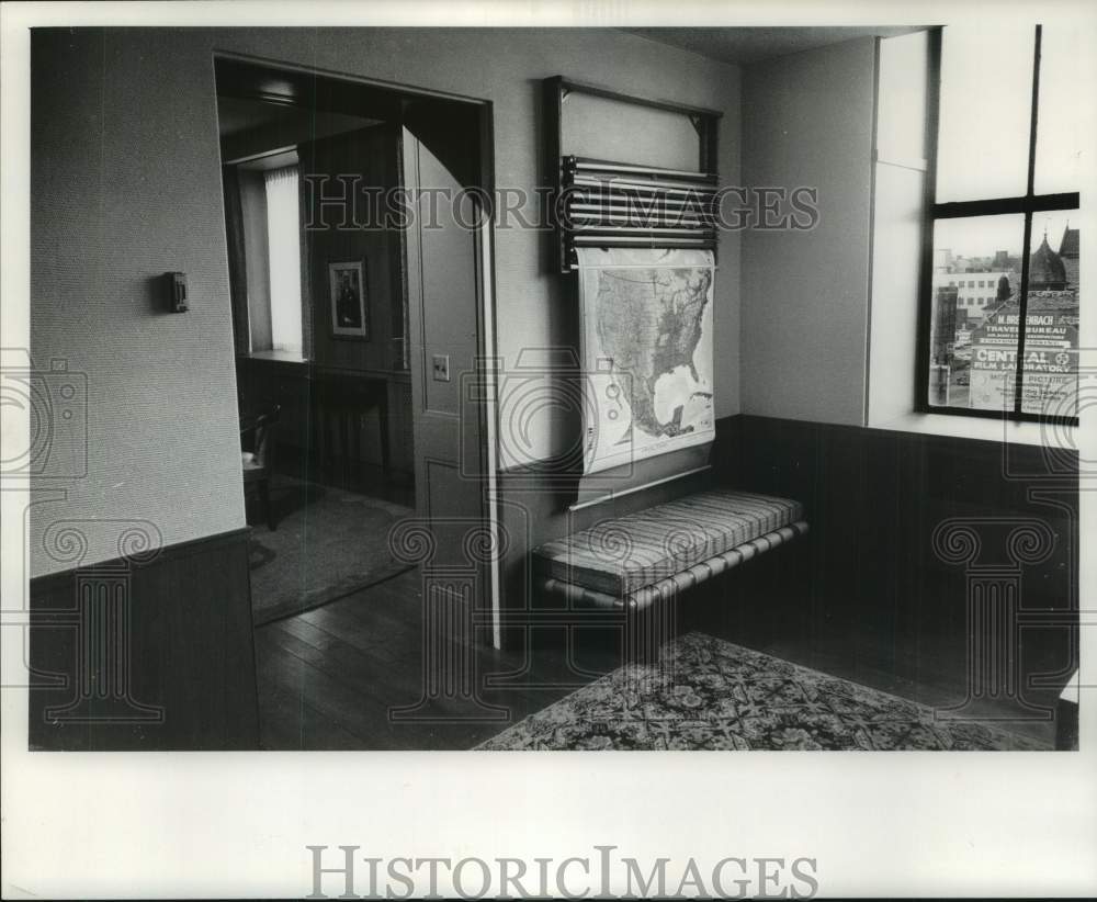 1964, The Milwaukee Journal Executive Suite - mje00607 - Historic Images