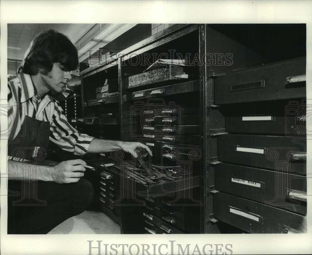 1971, Employee in The Milwaukee Journal Advertising Service - Historic Images