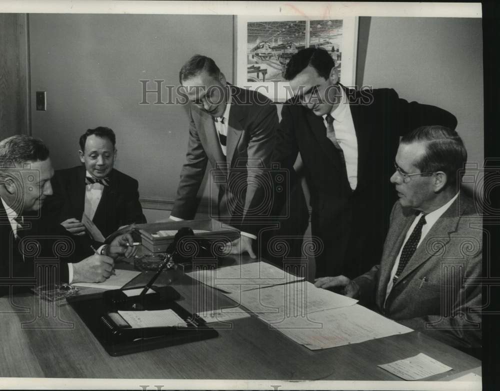 1957 Milwaukee Journal Business Office Executives - Historic Images