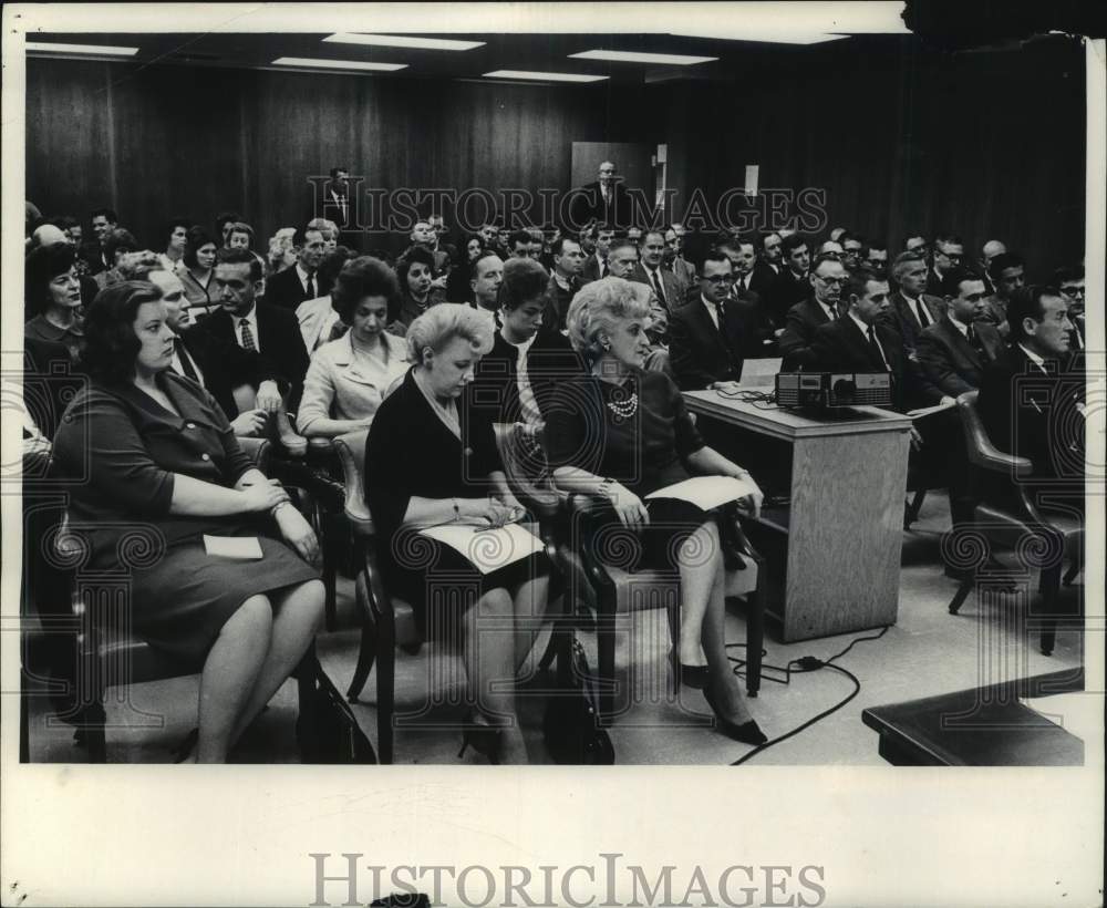 1965, The Milwaukee Journal Advertising Staff Meeting - mje00701 - Historic Images