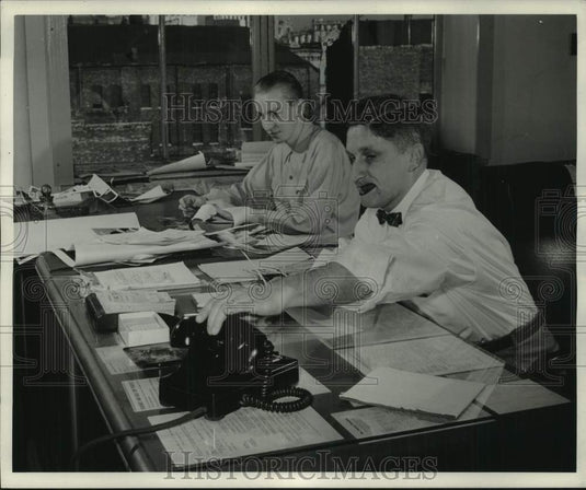 1953 Press Photo Raymond Schultz & James Suhr of Milwaukee Journal Advertising- Historic Images