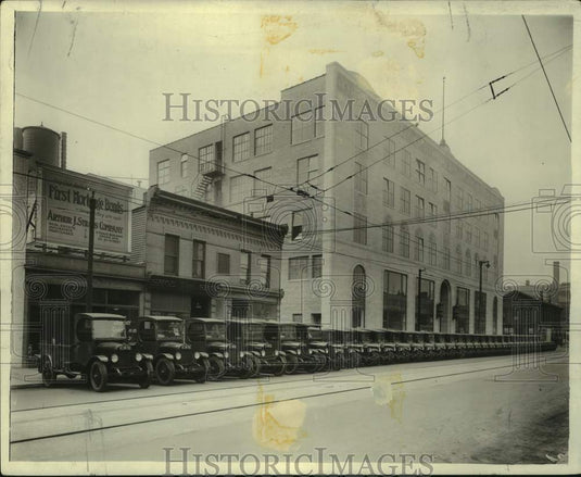 1958, Vintage Photo of Milwaukee Journal Delivery Trucks - mje00754 - Historic Images