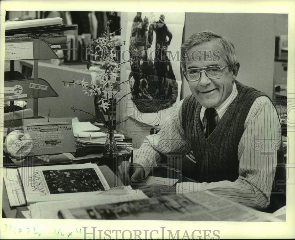 1982 Press Photo Gerald Van Ryzin of Milwaukee Journal News Department- Historic Images