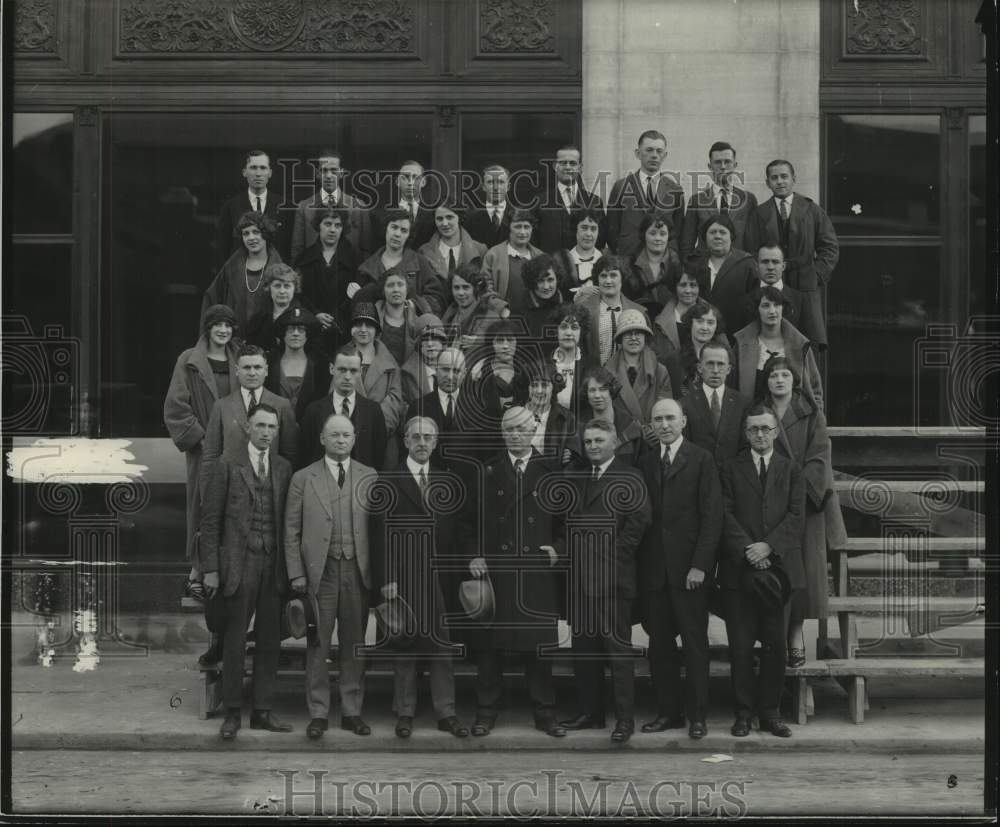 1924, Milwaukee Journal Accounting, Credit &amp; Office Employees - Historic Images