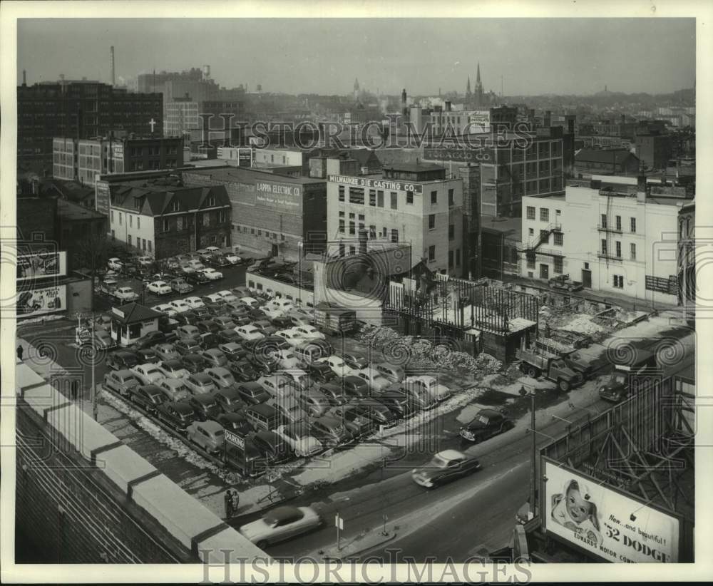 1952, The Milwaukee Journal Parking Lot - mje00935 - Historic Images