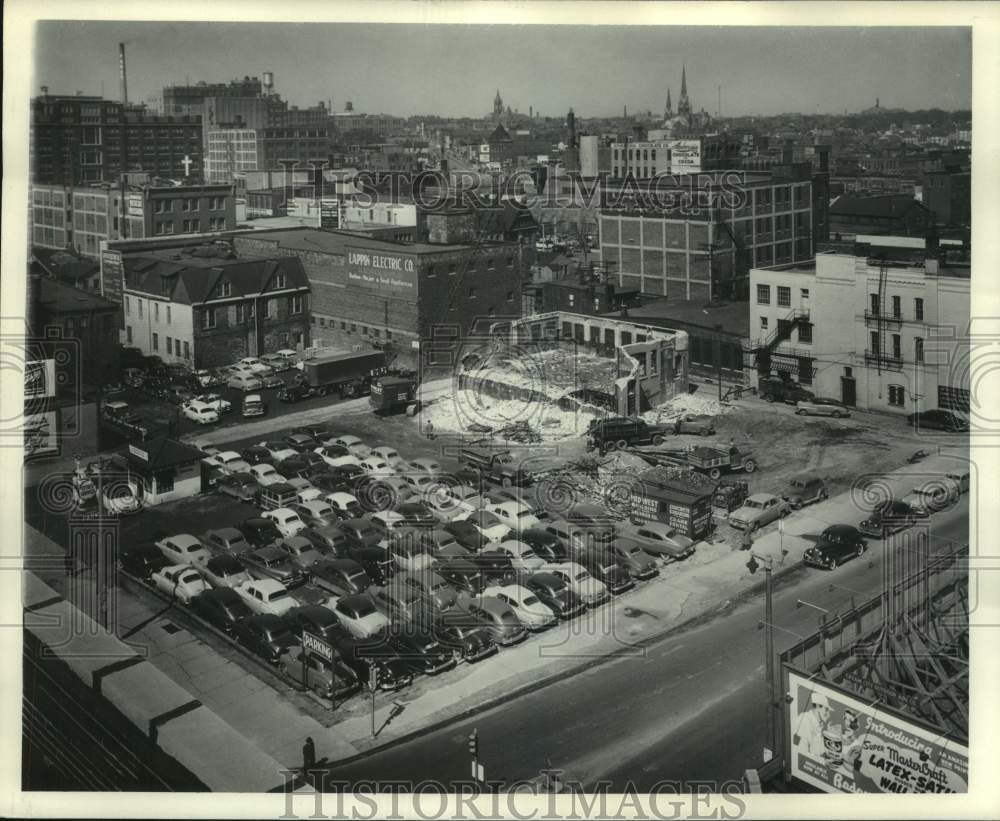 1952, The Milwaukee Journal Parking Lot - mje00946 - Historic Images