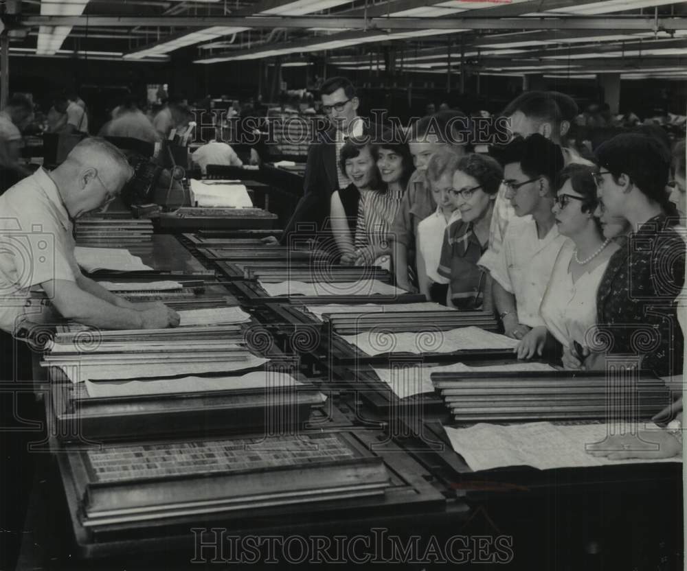 1956, Lake Linden-Hubbell high school students tour Milwaukee Journal - Historic Images
