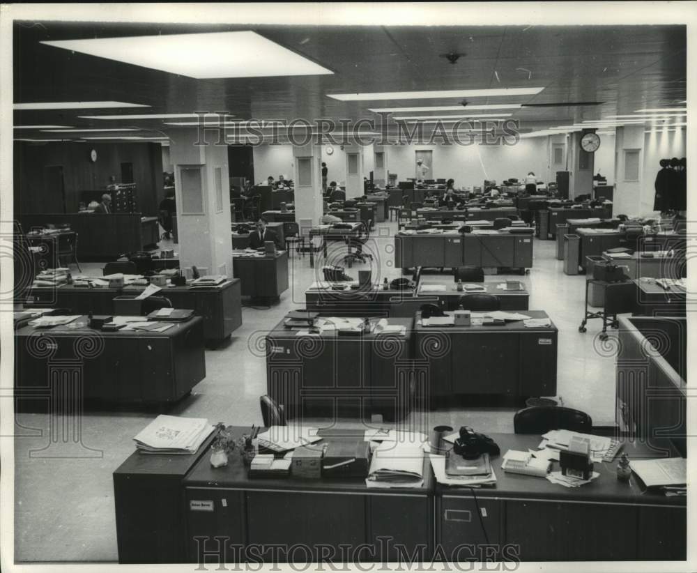 1962, New location of Milwaukee Journal Newspaper business office, WI - Historic Images
