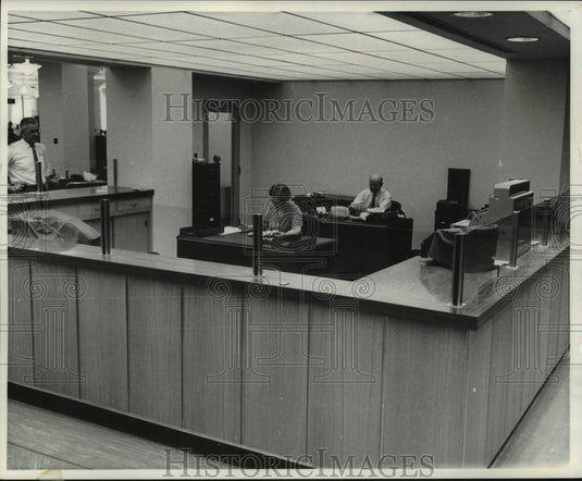 1962, New Cashier's Cage at The Milwaukee Journal Business Office - Historic Images