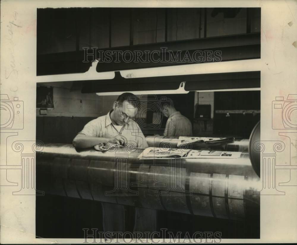 1952, Milwaukee Sentinel Printing Press Room - mje01072 - Historic Images