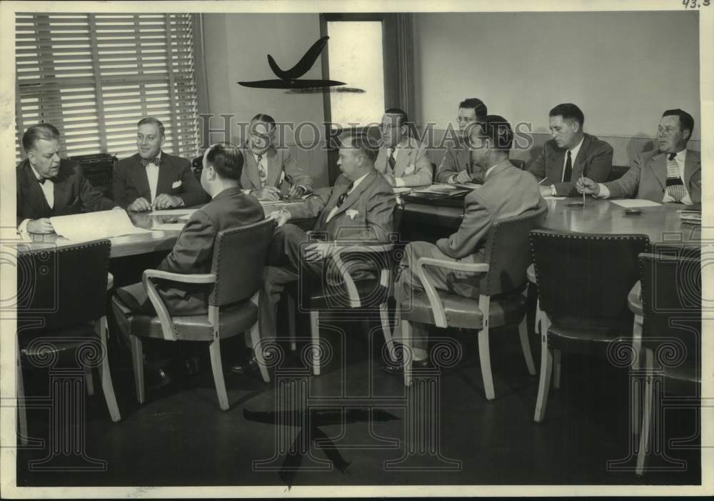 1950, Milwaukee Journal State Circulation Department Meeting - Historic Images