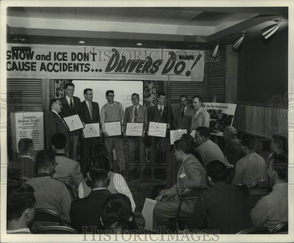 1954, Milwaukee Journal State Circulation Drivers&#39; Clinic - mje01103 - Historic Images