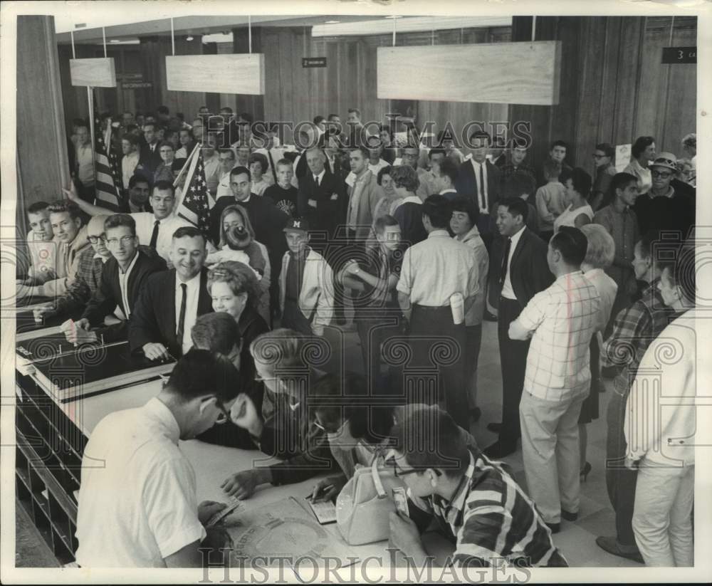 1964, Green Bay Packer ticket buyers in The Milwaukee Journal lobby - Historic Images