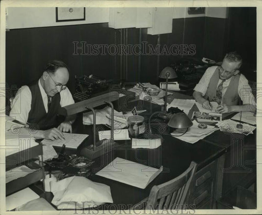 1949, Ray Wiken & J. Mash McCrow of The Milwaukee Sentinel - Historic Images
