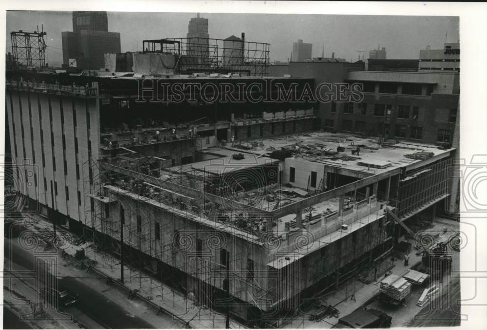 1961, New Addition Construction at The Milwaukee Journal Building - Historic Images