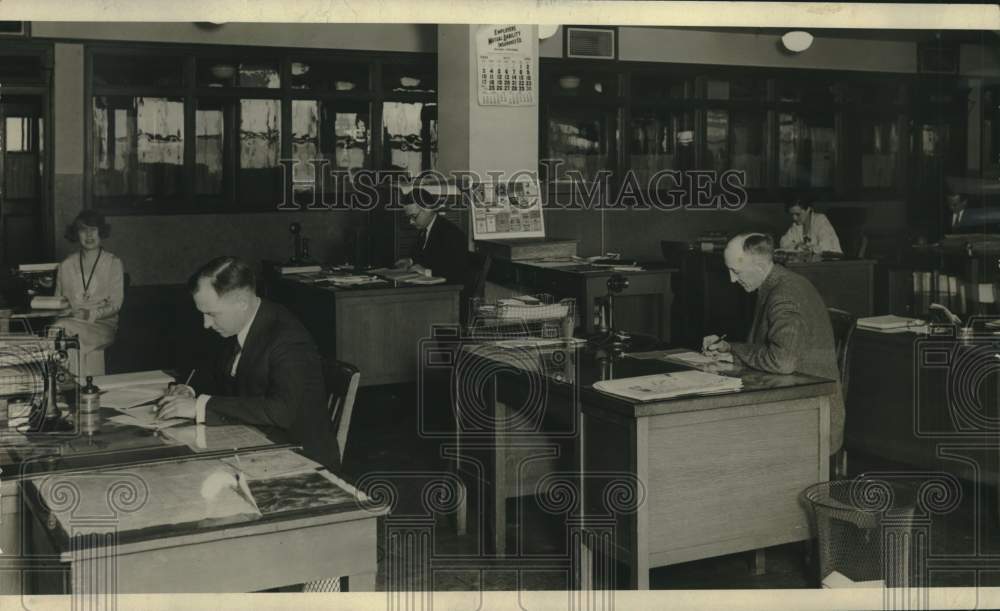 1932, The Milwaukee Journal Features Department Staff - mje01774 - Historic Images