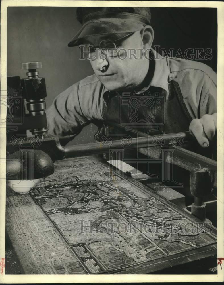 1942, Fred Gaulke working in Milwaukee Journal Platemaking Department - Historic Images