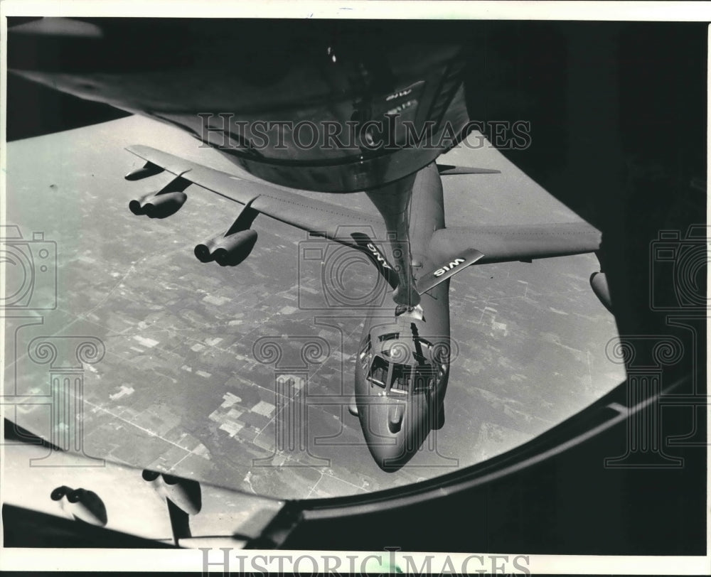 1987 Bomber refuels during training by Wisconsin Air National Guard - Historic Images