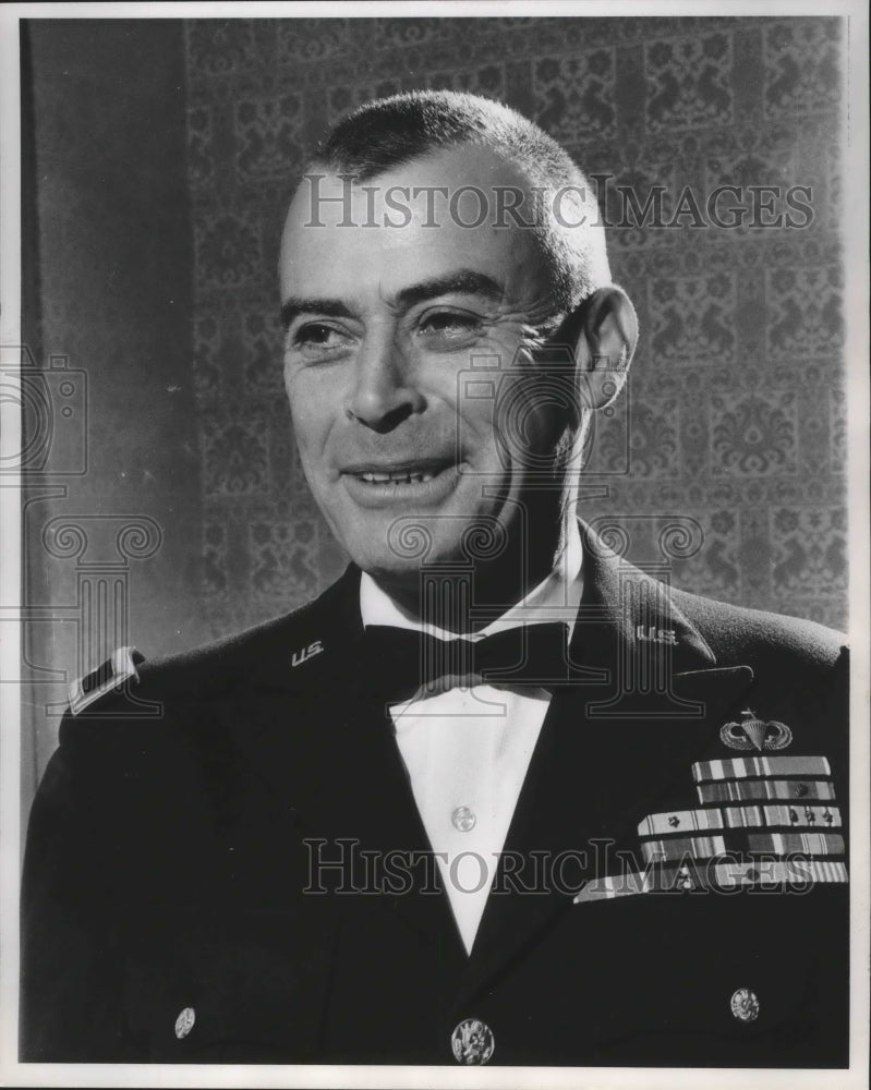 1962 Press Photo Portrait of Major General Dwight Beach at the Wisconsin Club - Historic Images