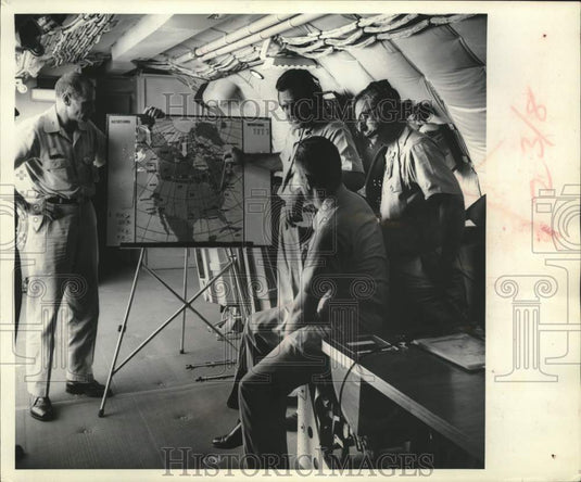 1960 Press Photo General Eisenhart and staff in SAC training at Offutt Field, NE - Historic Images