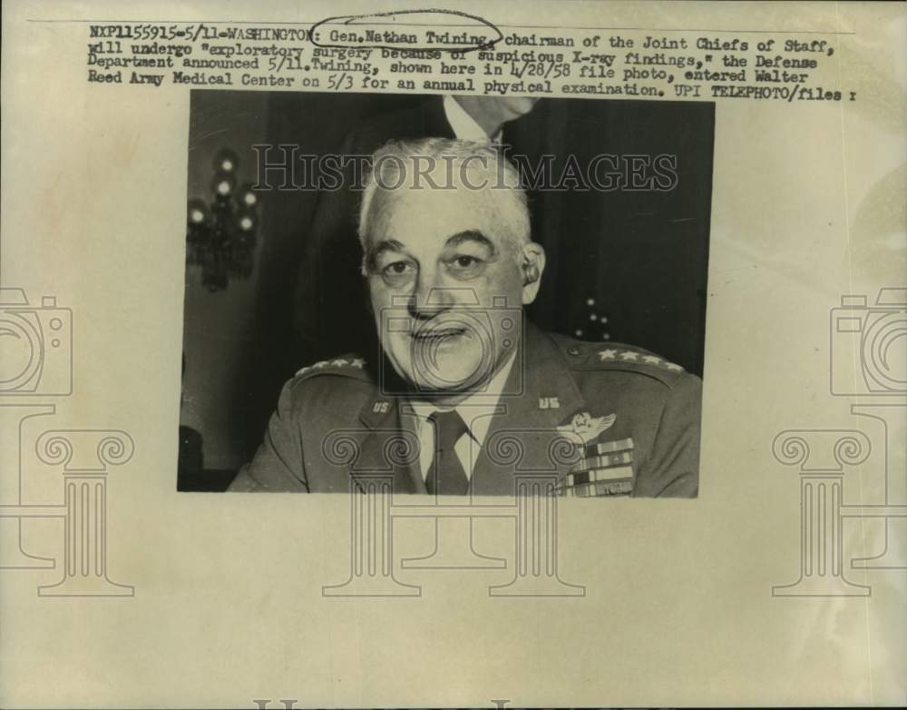 1958 Press Photo General Nathan Twining, chairman of the Joint Chiefs of Staff - Historic Images