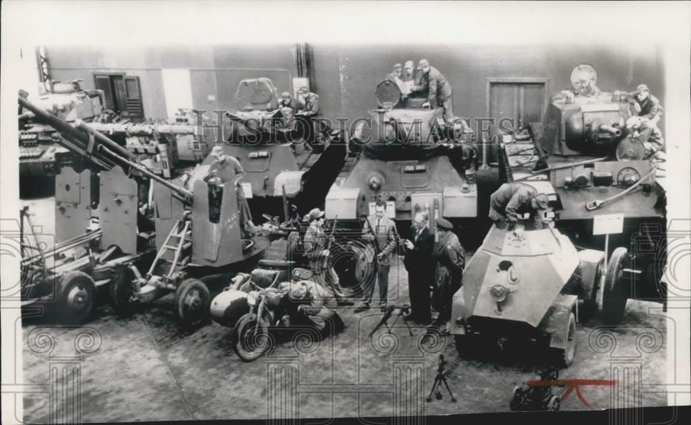 1952 Press Photo Captured Russian equipment, Army ordinance center in Aberdeen- Historic Images