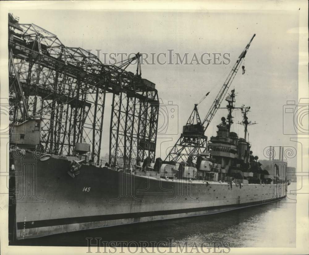 1949 Press Photo USS Roanoke sits at dock in Camden N.J. - Historic Images