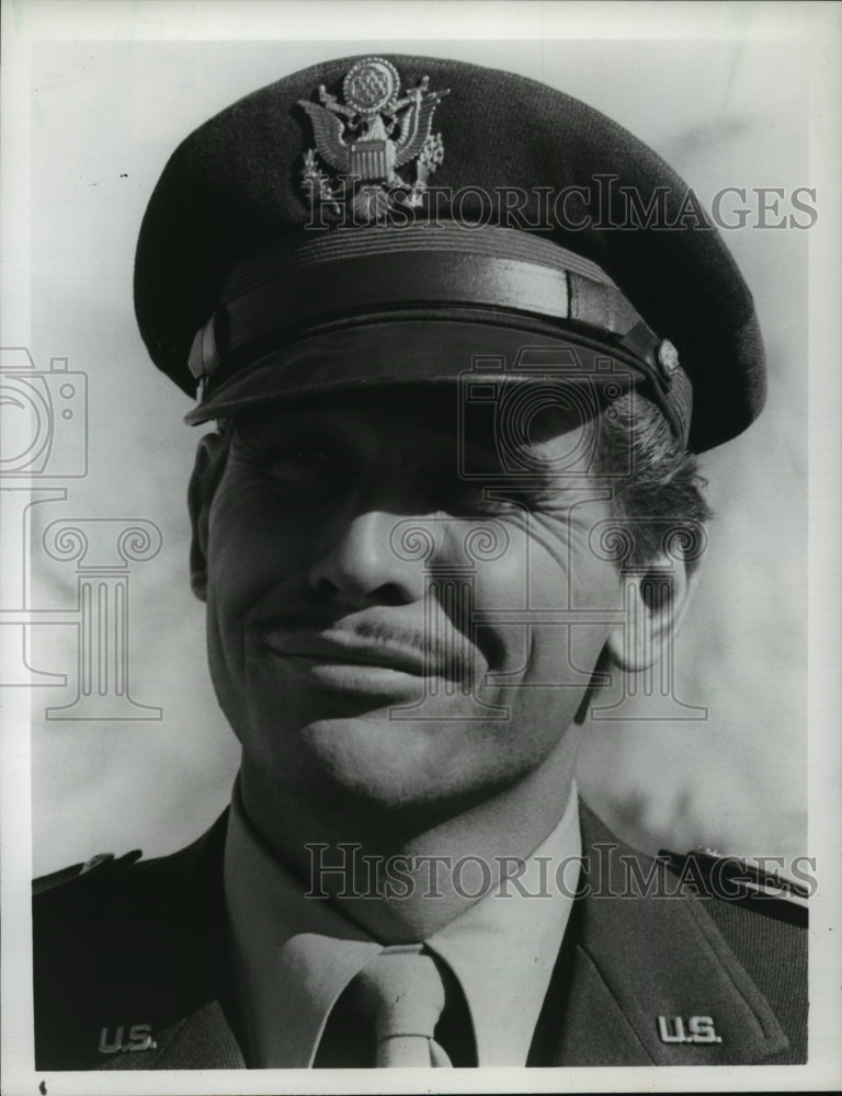 1977 Press Photo James Brolin in Gable and Lombard - mjp00228 - Historic Images