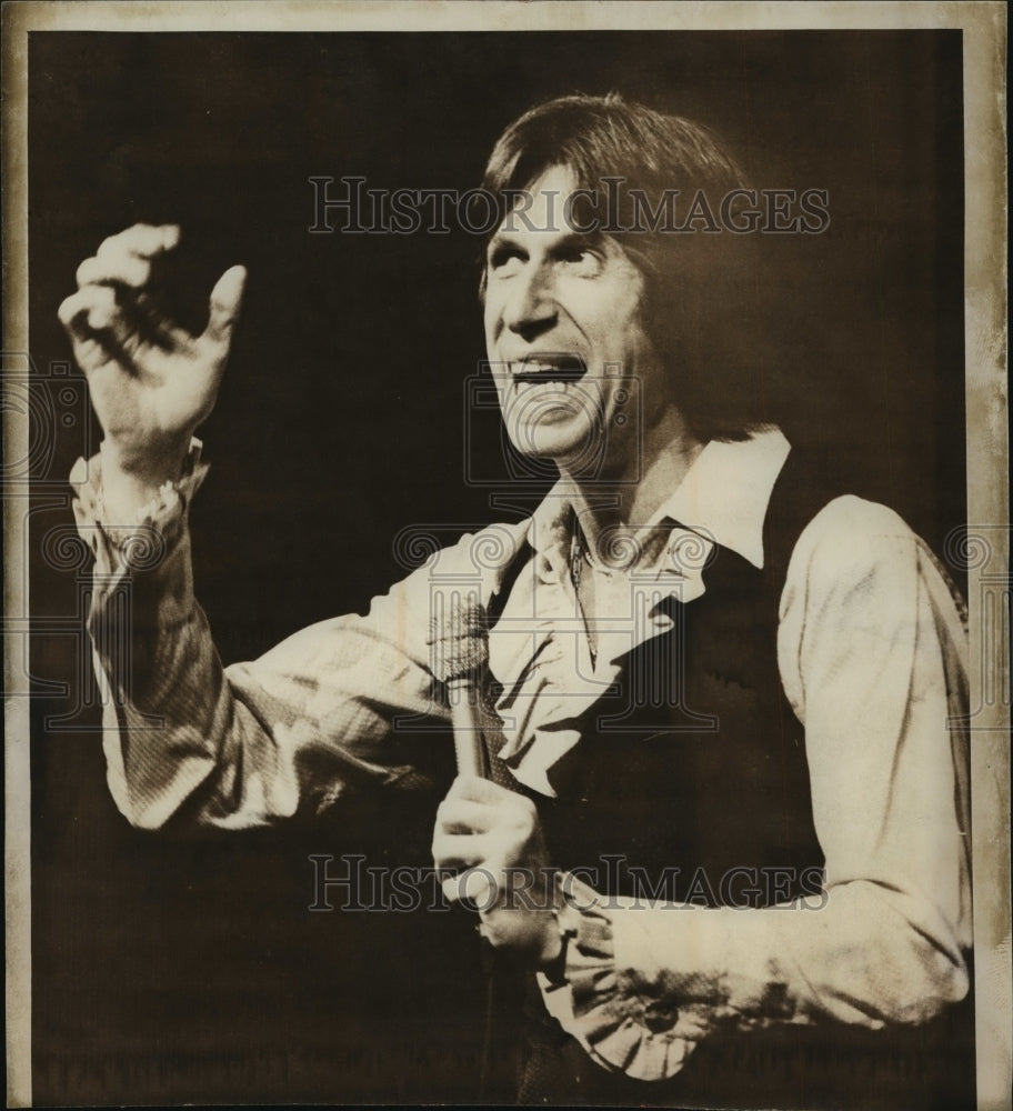 1977, Comedian David Brenner told his tales at the PAC - mjp00425 - Historic Images