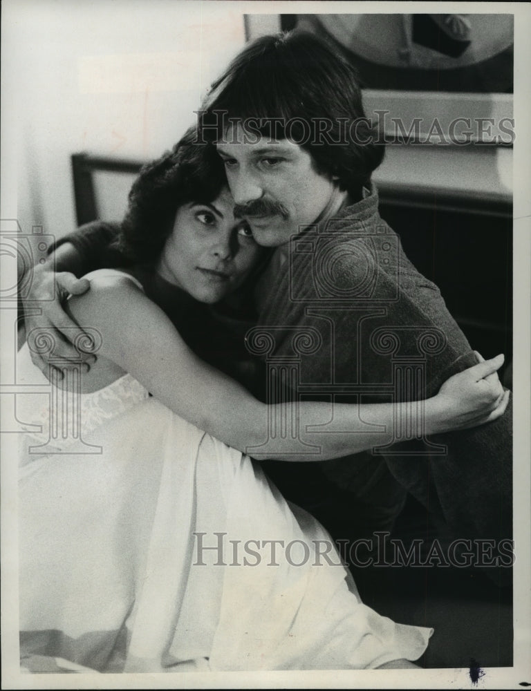 1977 Press Photo Adrienne Barbeau and Michael Brandon - mjp00430- Historic Images